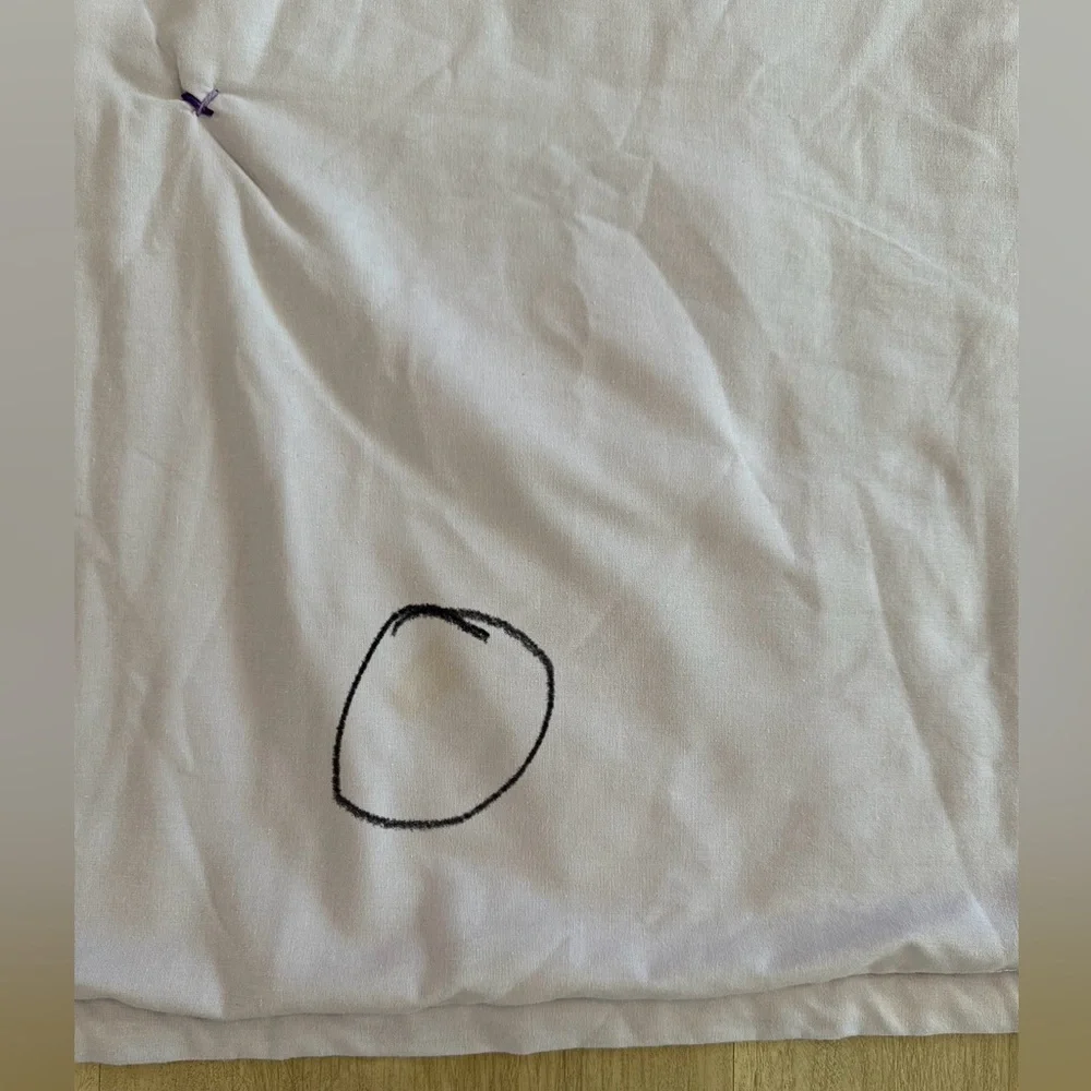 Adorable Sunbonnet Sue Hand-stitched Quilt Cream Lavender  Yarn Tied 77”x89”